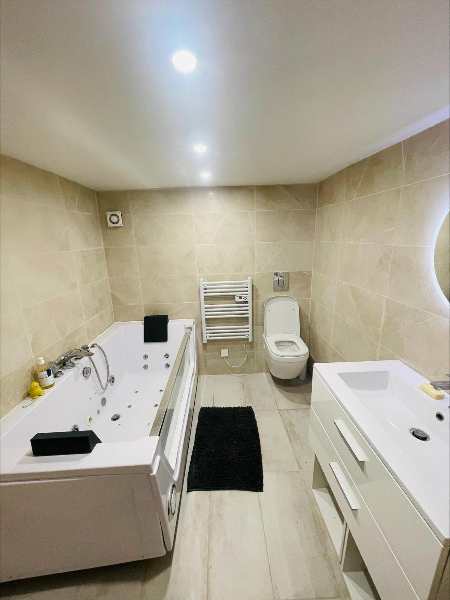 Logement En Rez De Jardin Guérard Exterior foto